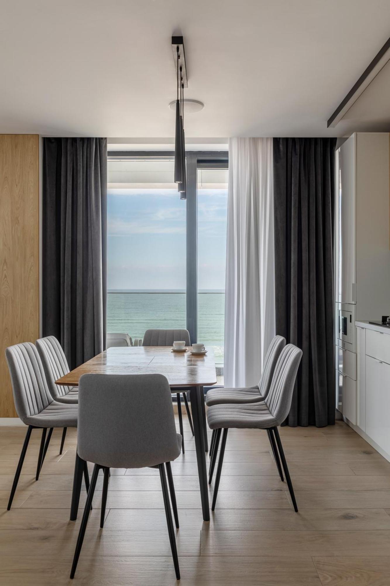 Sea On Mamaia Apartment Ngoại thất bức ảnh